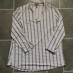 Jones New York patterned blouse